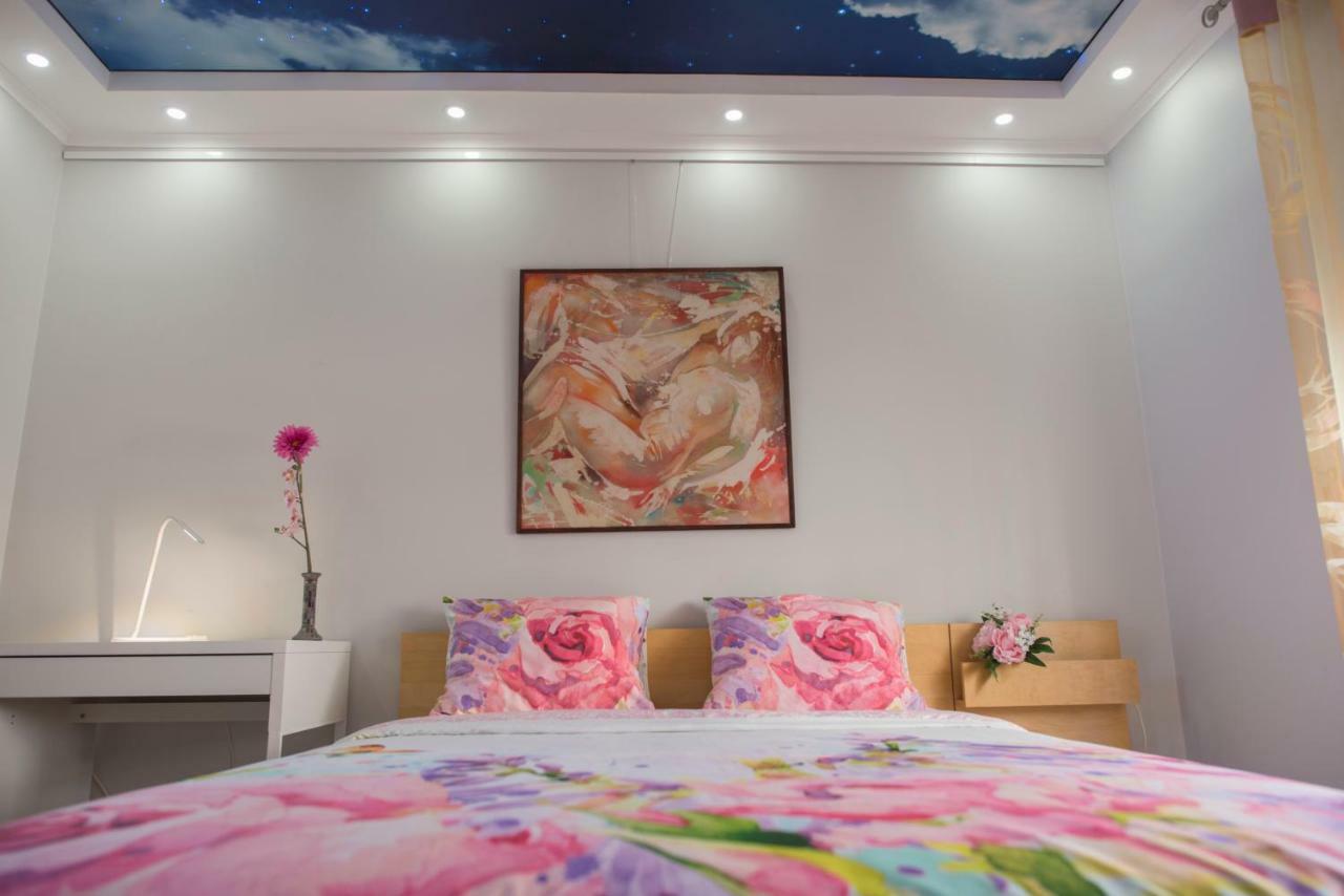 Camp Nou, Europa Fira - Modern Two-Bedroom Apartment With Heating L'Hospitalet de Llobregat Exterior photo